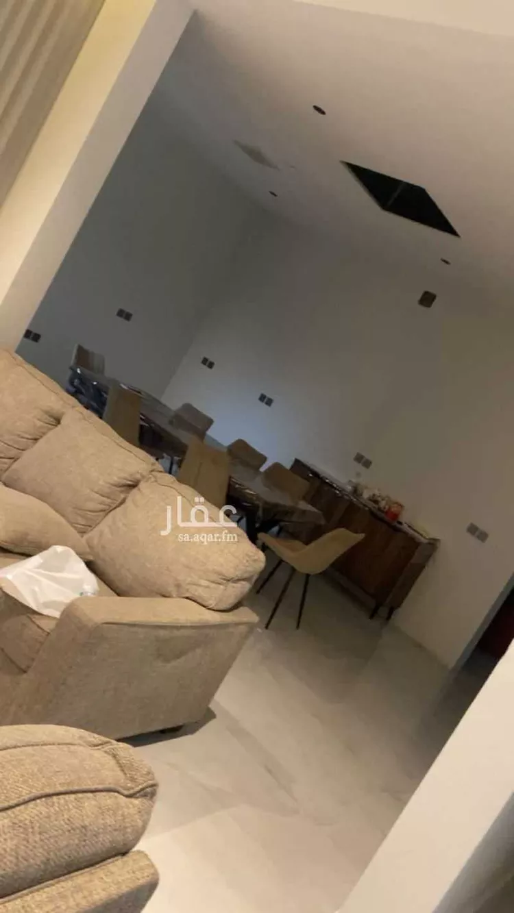 فيلا للبيع في شارع عبدالرحمن الجوهري, حي المهدية, مدينة الرياض, منطقة الرياض صورة 2