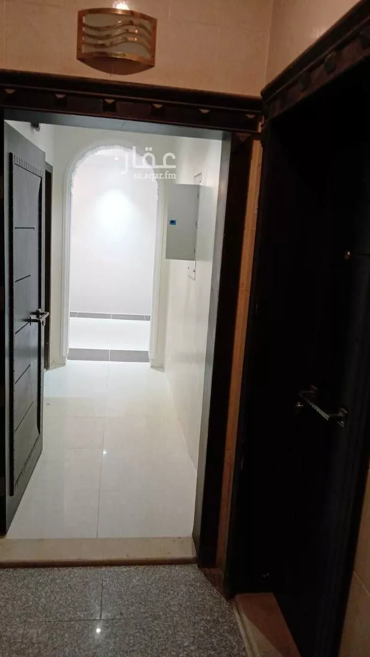 شقة للإيجار في شارع يحيى بن اسحاق, حي الصفاء, مدينة جدة, منطقة مكة المكرمة