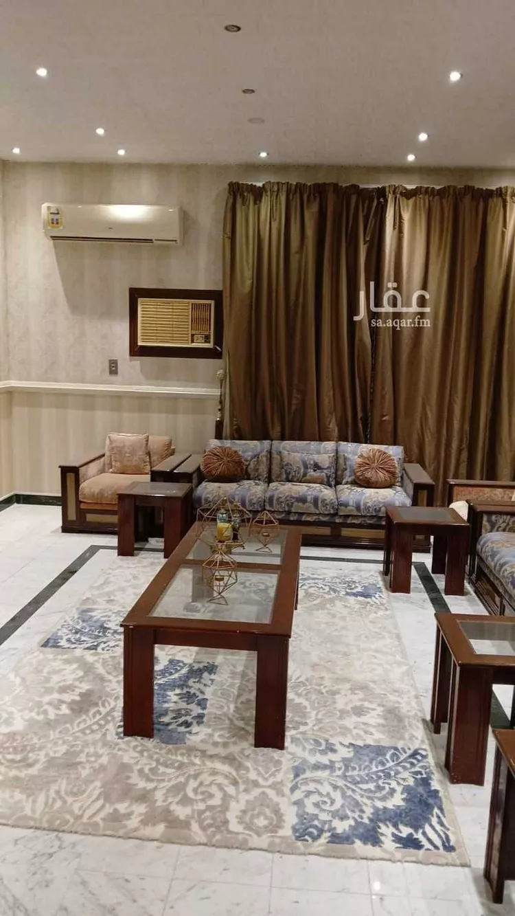 فيلا للإيجار في شارع زينب بنت العوام, حي الصفاء, مدينة جدة, منطقة مكة المكرمة صورة 3