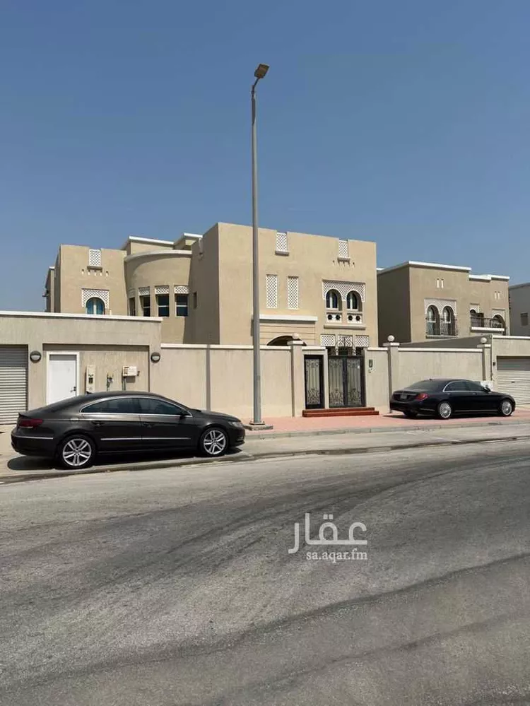 فيلا للبيع في شارع الازهار, حي النورس, مدينة الدمام, المنطقة الشرقية صورة 2