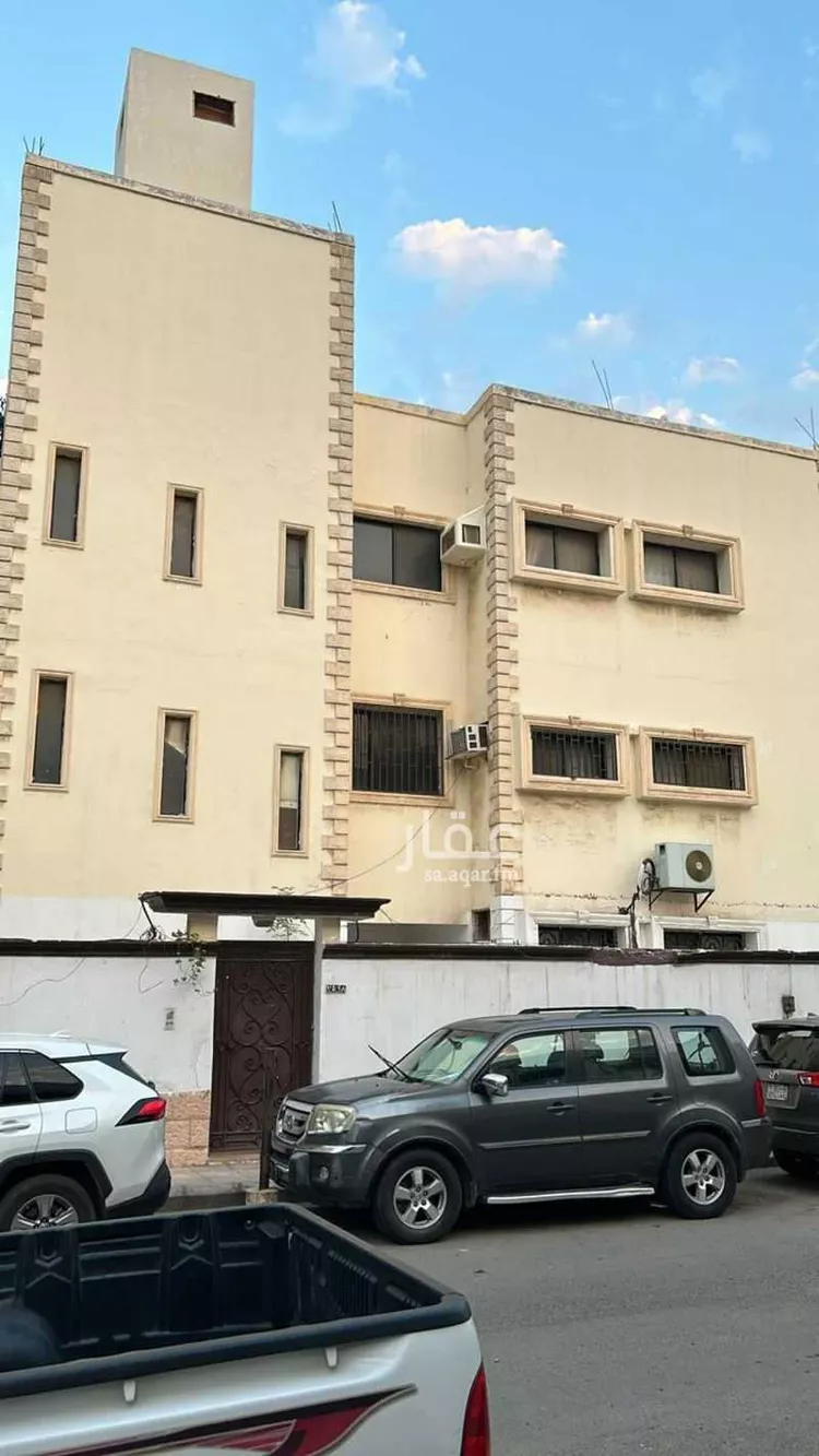 عمارة للبيع في شارع محمد بن مخلد, حي البوادي, مدينة جدة, منطقة مكة المكرمة