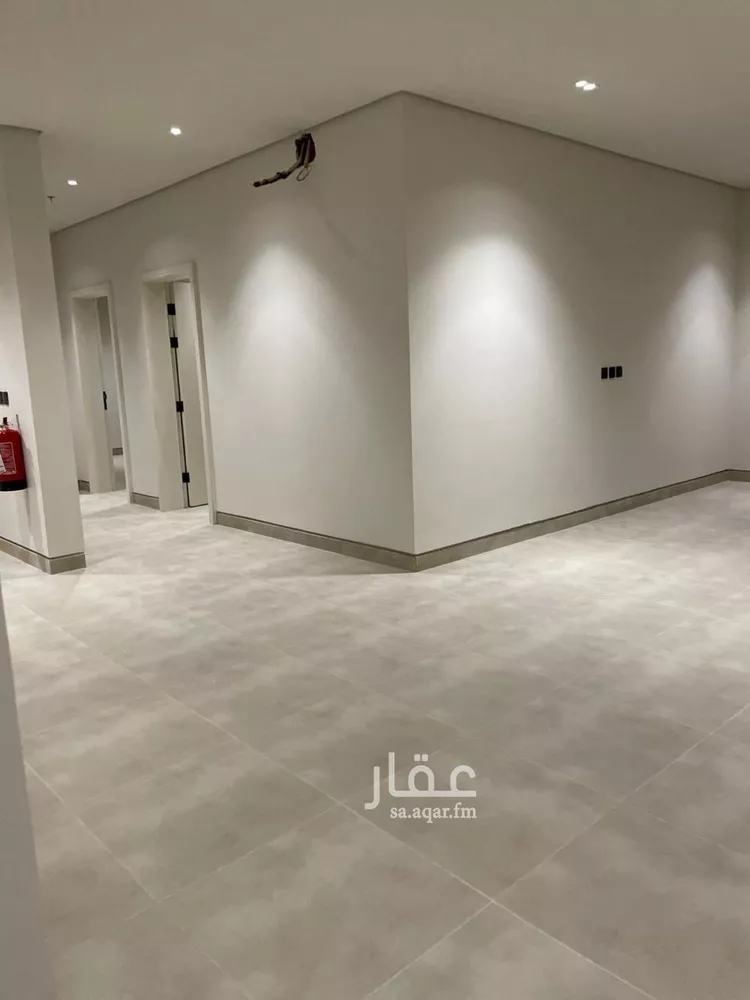شقة للإيجار في شارع إبراهيم بن محمد باغريب, حي العارض, مدينة الرياض, منطقة الرياض صورة 4