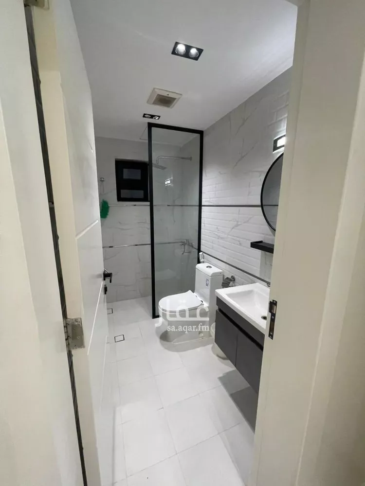 شقة للإيجار في شارع خليج السويس, حي الملقا, مدينة الرياض, منطقة الرياض صورة 5