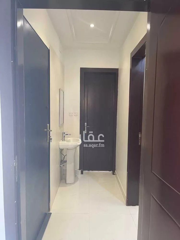 شقة للإيجار في شارع زياد القرطبي ، حي خشم العان ، الرياض ، منطقة الرياض صورة 5