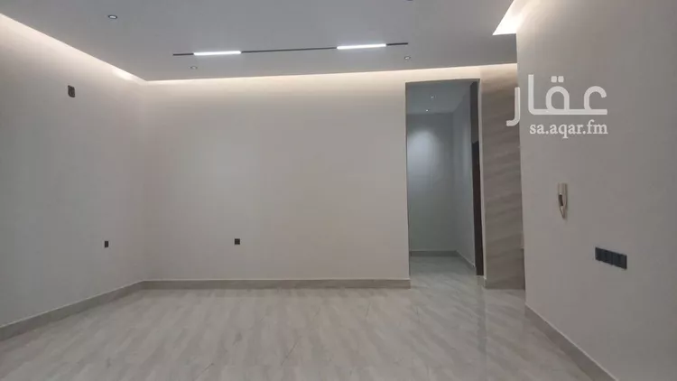Floor for Sale in Riyadh Dirab 11