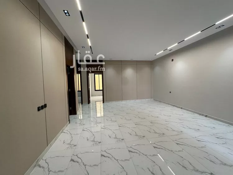 Floor for Sale in Riyadh Tuwaiq 10