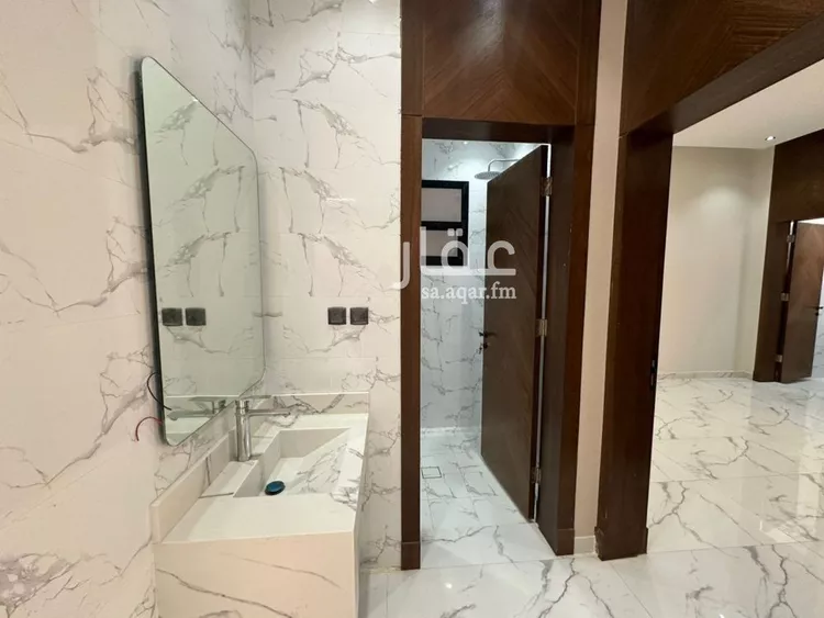 Floor for Sale in Riyadh Tuwaiq صورة 2