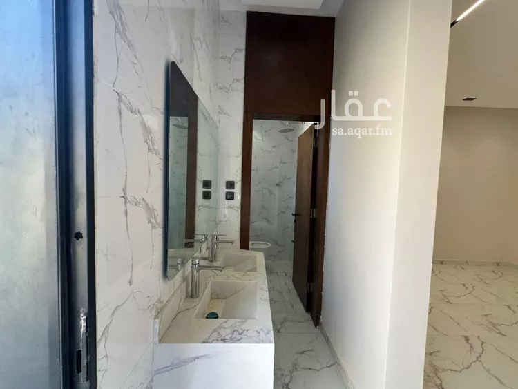 Floor for Sale in Riyadh Tuwaiq 11