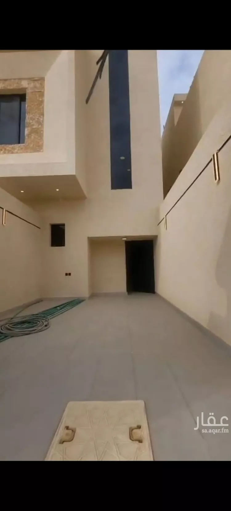 Floor for Sale in Riyadh Dirab 19