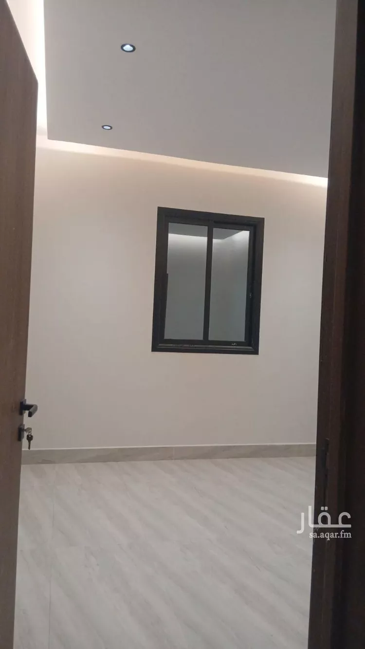 Floor for Sale in Riyadh Dirab 17
