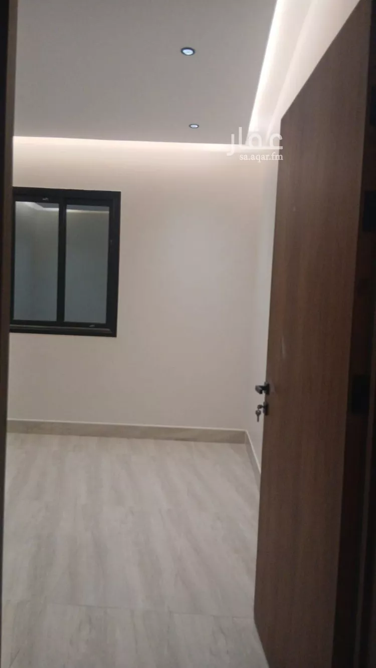 Floor for Sale in Riyadh Dirab 16