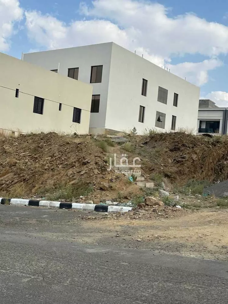 أرض للبيع في شارع القعرة, حي الروابي, مدينة ابها, منطقة عسير