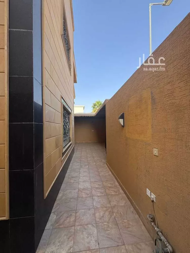 فيلا للبيع في شارع التريكي ، حي التعاون ، الرياض ، منطقة الرياض صورة 4