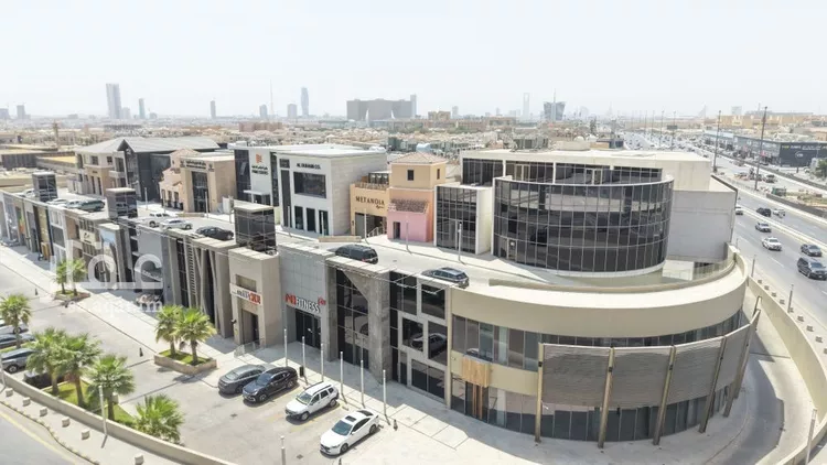 محل للإيجار في شارع الطريق الدائري الشمالي, حي النخيل, مدينة الرياض, منطقة الرياض
