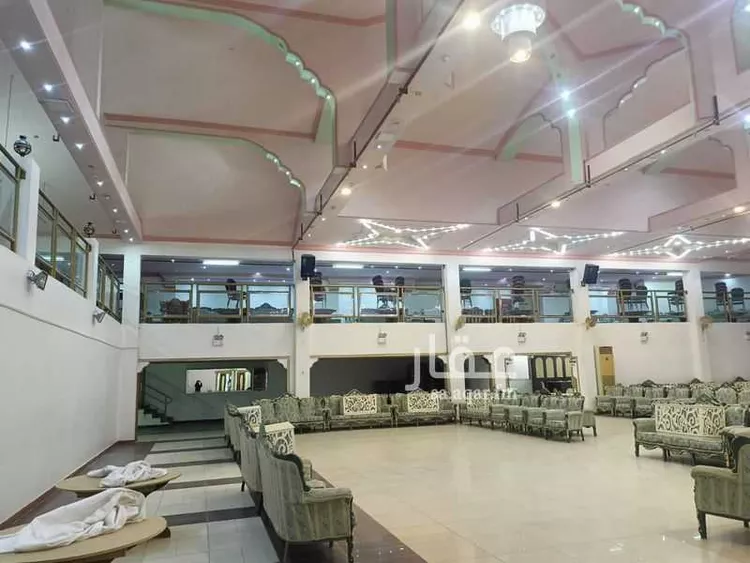 عمارة للإيجار في شارع الامير فيصل بن بندر, حي المنتزة الغربي, مدينة بريدة, منطقة القصيم صورة 4