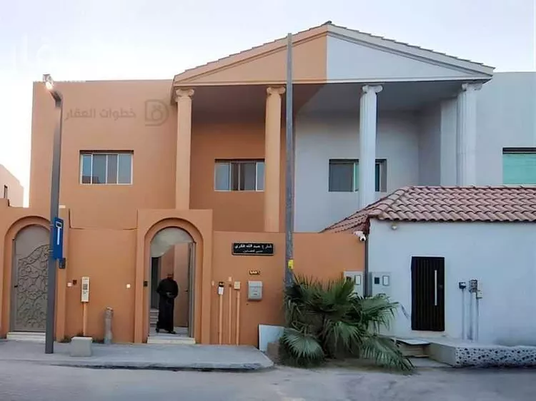 فيلا للإيجار في شارع عبدالله فكري, حي التعاون, مدينة الرياض, منطقة الرياض