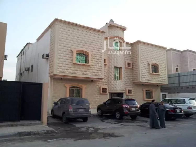 عمارة للبيع في شارع صفي الانصاري, حي أحد, مدينة الدمام, المنطقة الشرقية صورة 2