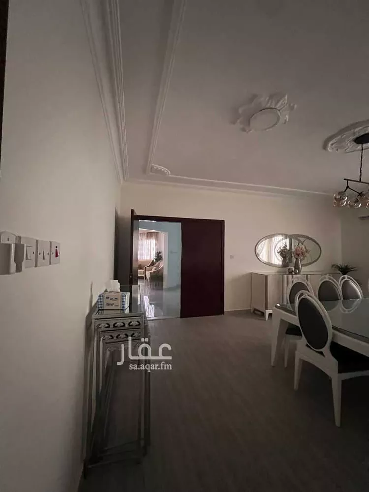 فيلا للبيع في شارع تميم الدارى, حي شبرا, مدينة الرياض, منطقة الرياض صورة 4