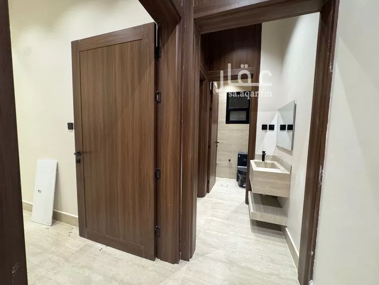 دور للبيع في شارع وادي لحاء, حي بدر, مدينة الرياض, منطقة الرياض