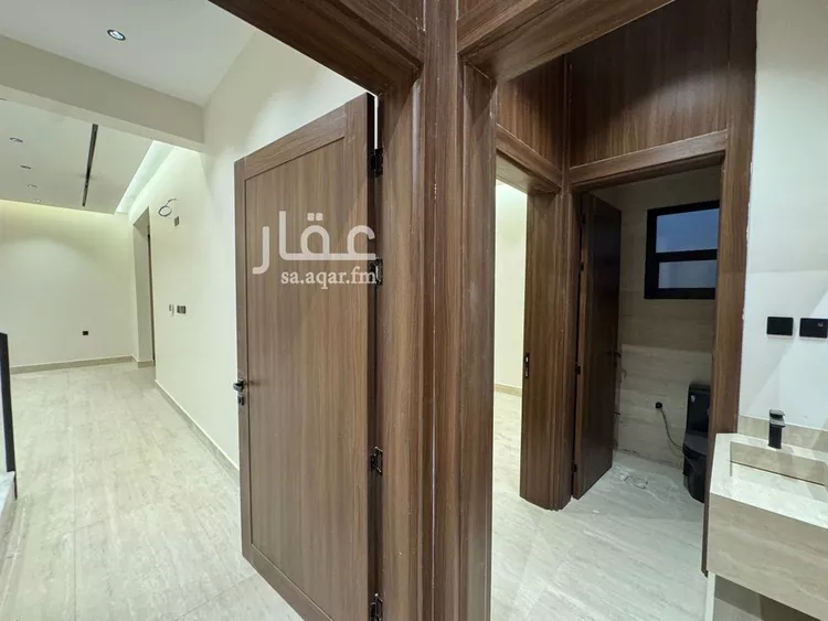 دور للبيع في شارع وادي لحاء, حي بدر, مدينة الرياض, منطقة الرياض صورة 3