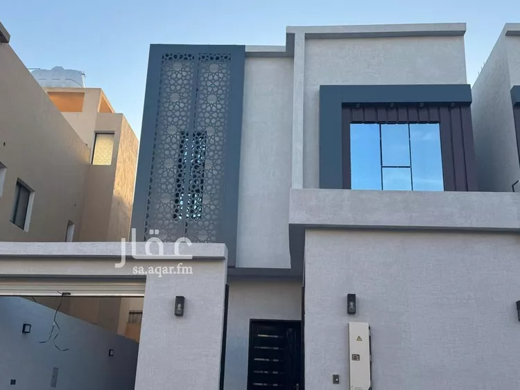 فيلا للبيع في شارع خارجة بن حذافة, حي العريجاء الأوسط, مدينة الرياض, منطقة الرياض صورة 2