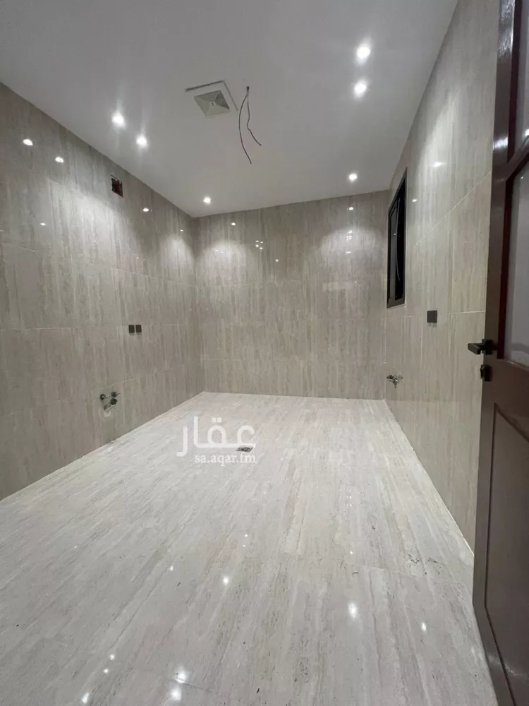 شقة للبيع في شارع نصر الزواوي, حي عكاظ, مدينة الرياض, منطقة الرياض صورة 4