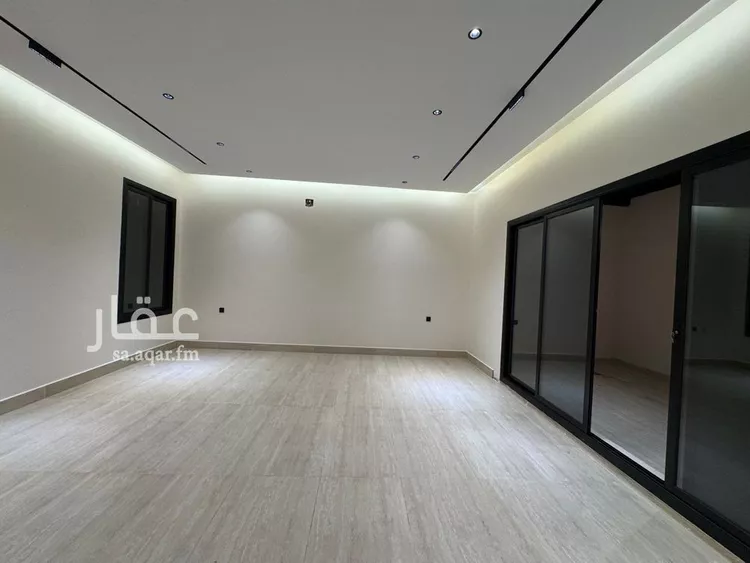 دور للبيع في شارع القلاع, حي بدر, مدينة الرياض, منطقة الرياض صورة 3