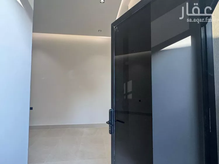 دور للبيع في شارع الحسين الأزدي, حي ضاحية نمار, مدينة الرياض, منطقة الرياض صورة 2