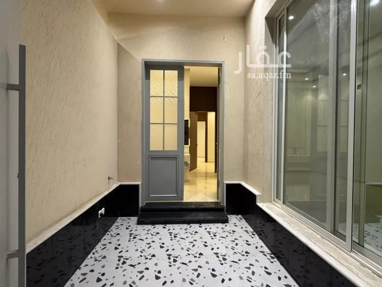 فيلا للبيع في شارع ابن إبراهيم التلمساني, حي النهضة, مدينة الرياض, منطقة الرياض صورة 2