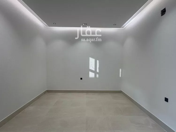 دور للبيع في شارع الحسين الأزدي, حي ضاحية نمار, مدينة الرياض, منطقة الرياض صورة 4