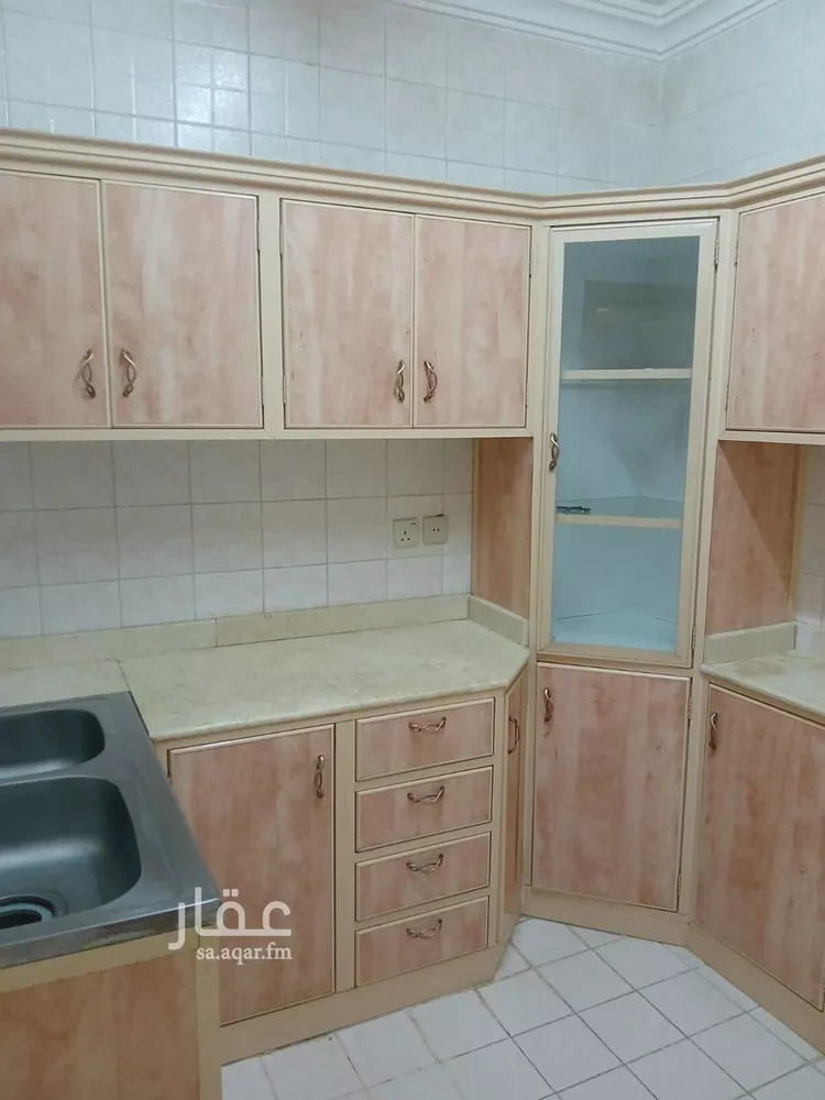 شقة للإيجار في شارع فالح بن مهدي, حي النزهة, مدينة الرياض, منطقة الرياض صورة 4
