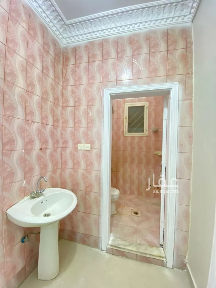 شقة للإيجار في شارع قس بن ساعدة, حي الملك فيصل, مدينة الرياض, منطقة الرياض صورة 4