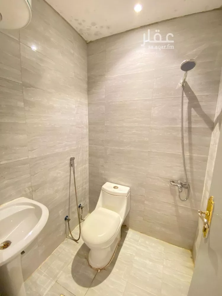 شقة للإيجار في شارع محمد بن أحمد أبي شيبة, حي الشفاء, مدينة الرياض, منطقة الرياض صورة 5