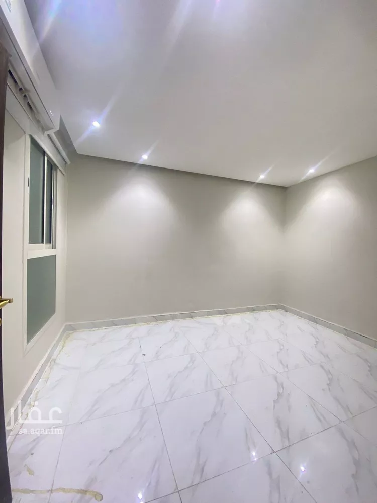 شقة للإيجار في شارع جرير بن عبدالله البجلي, حي مغرزات, مدينة الرياض, منطقة الرياض صورة 5