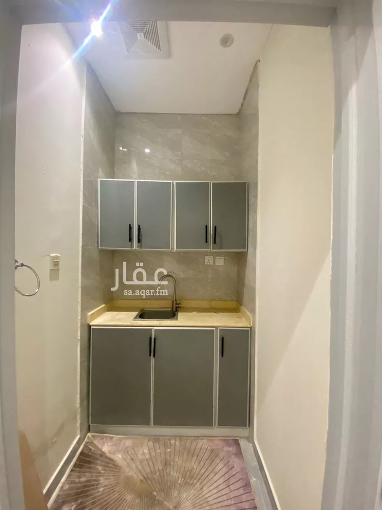 شقة للإيجار في شارع جرير بن عبدالله البجلي, حي مغرزات, مدينة الرياض, منطقة الرياض صورة 5