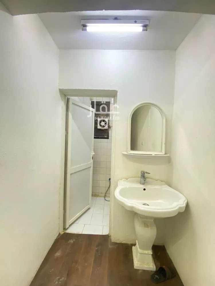 شقة للإيجار في شارع الحسين بن على, حي الإزدهار, مدينة الرياض, منطقة الرياض صورة 3