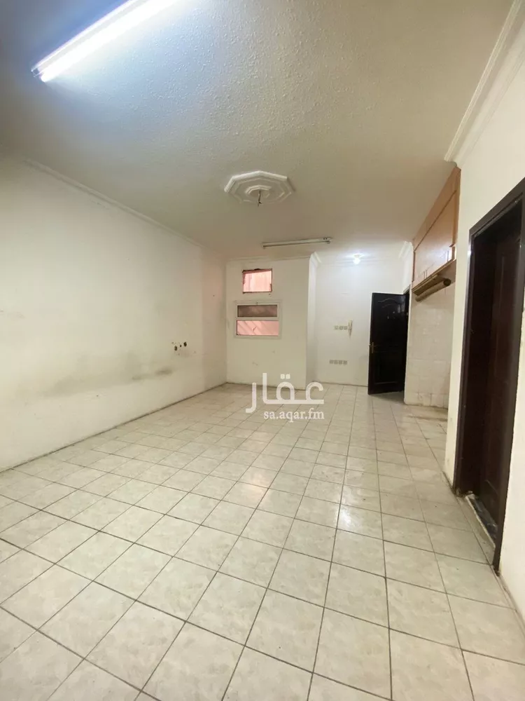 مكتب تجاري للإيجار في شارع الشيخ سلمان بن حمد آل خليفة, حي الملز, مدينة الرياض, منطقة الرياض صورة 3