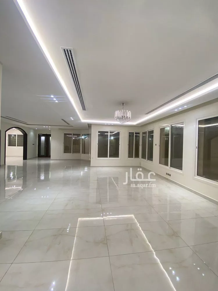 فيلا للإيجار في شارع محمد آل عبدالقادر, حي الحمراء, مدينة الرياض, منطقة الرياض صورة 3