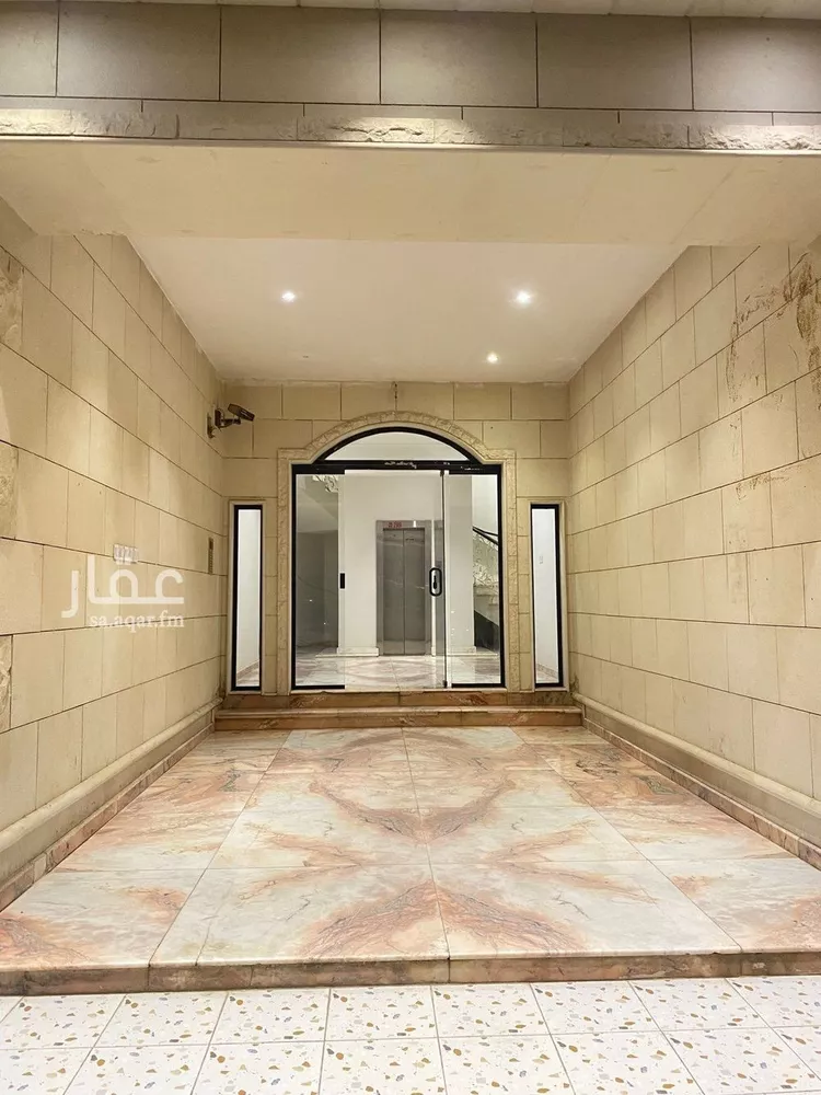 شقة للإيجار في شارع جرير بن عبدالله البجلي, حي مغرزات, مدينة الرياض, منطقة الرياض صورة 2