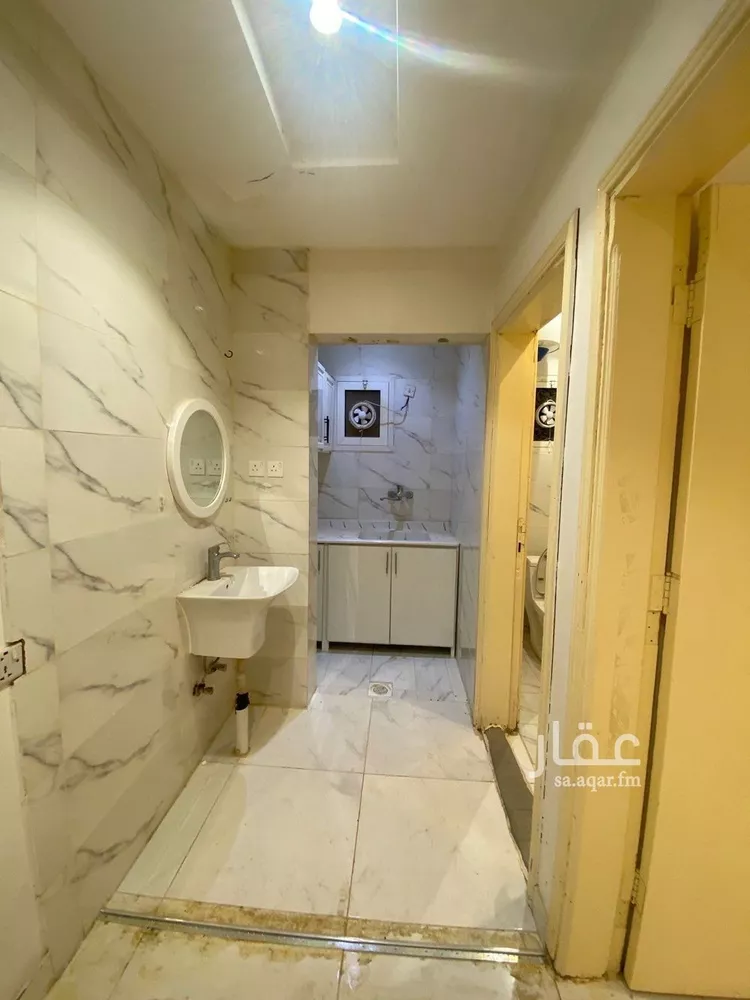 شقة للإيجار في شارع عثمان بن عيسى, حي الإزدهار, مدينة الرياض, منطقة الرياض صورة 4