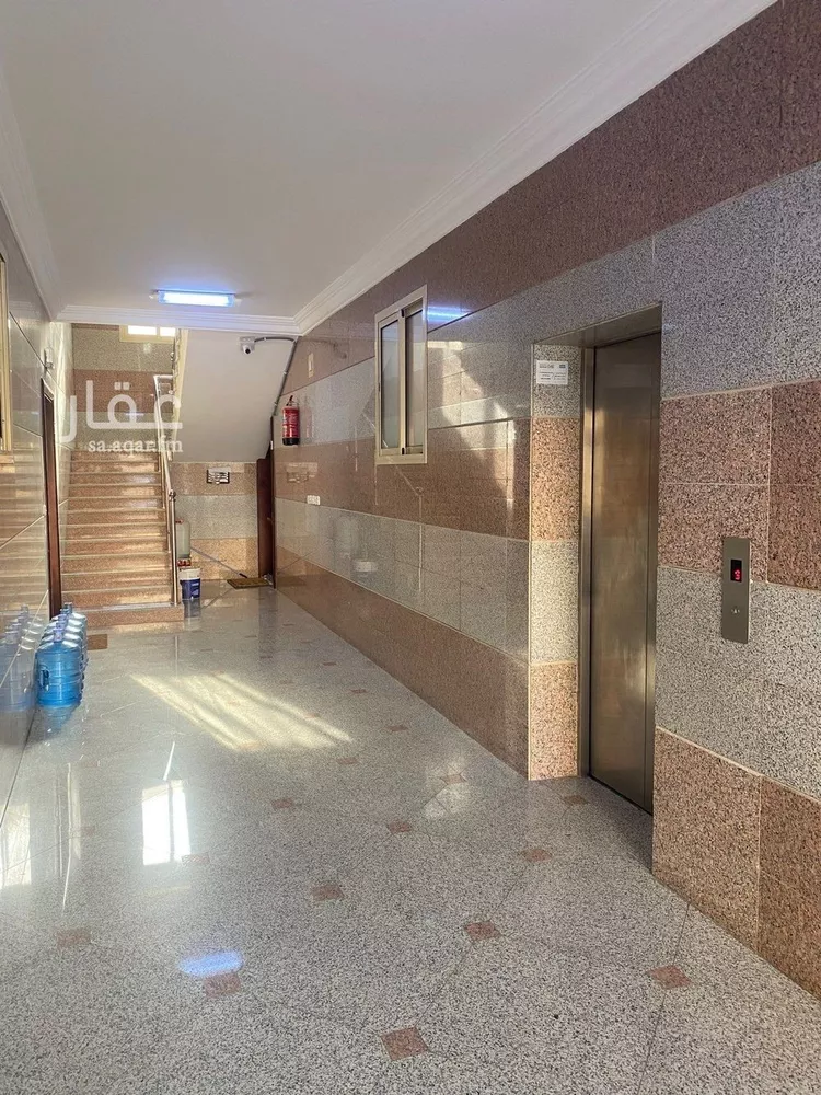 شقة للإيجار في شارع حارثة بن عدي, حي الوزارات, مدينة الرياض, منطقة الرياض
