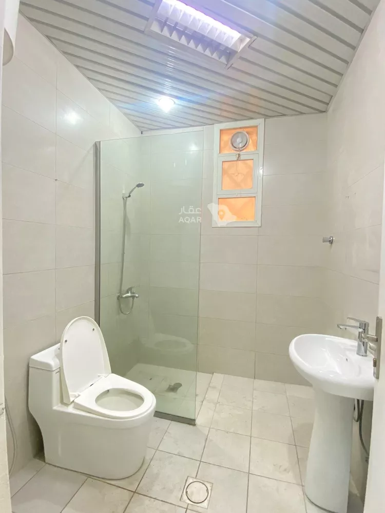 Floor for Rent in Riyadh An Nuzhah 9