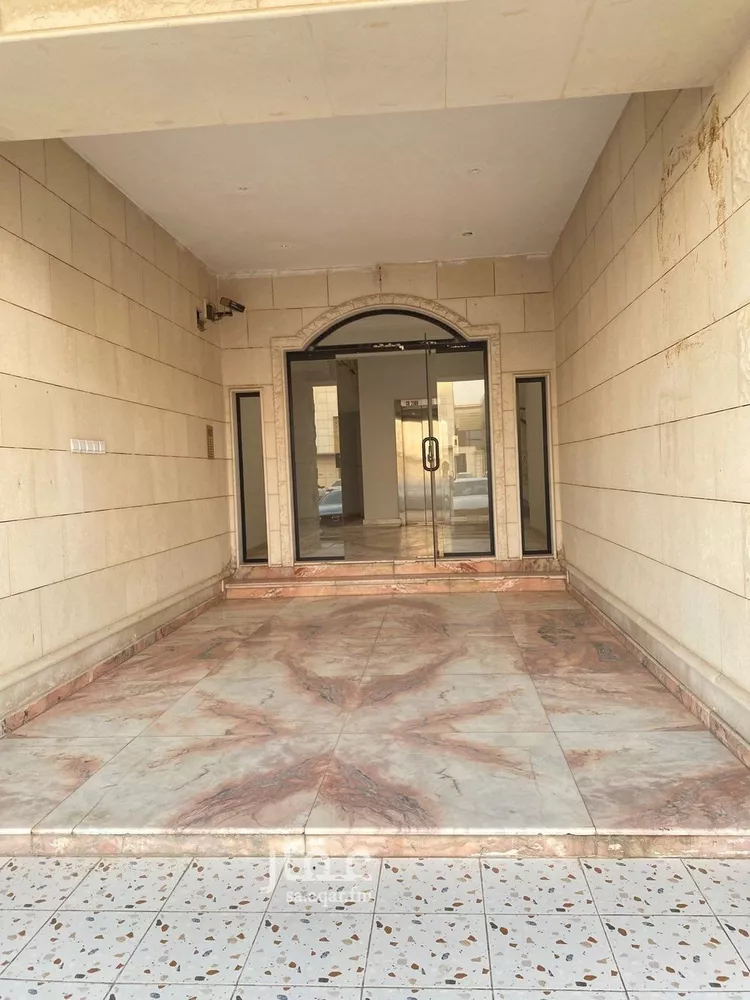 شقة للإيجار في شارع جرير بن عبدالله البجلي, حي مغرزات, مدينة الرياض, منطقة الرياض صورة 2