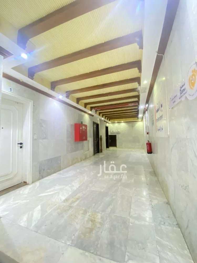 Commercial Office for Rent in Riyadh Al Wurud