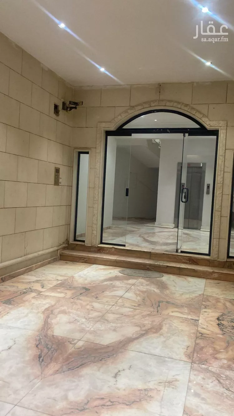 شقة للإيجار في شارع جرير بن عبدالله البجلي, حي مغرزات, مدينة الرياض, منطقة الرياض صورة 2