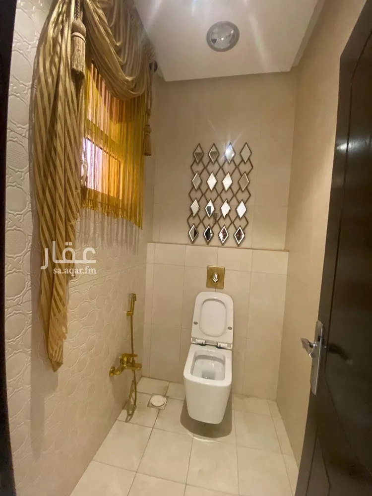 فيلا للإيجار في شارع عبدالعزيز الخويطر, حي القيروان, مدينة الرياض, منطقة الرياض صورة 3