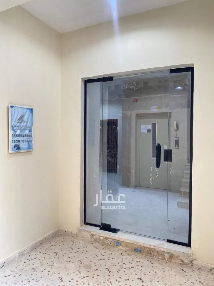 شقة للإيجار في شارع زيد البغدادي, حي الوزارات, مدينة الرياض, منطقة الرياض صورة 2