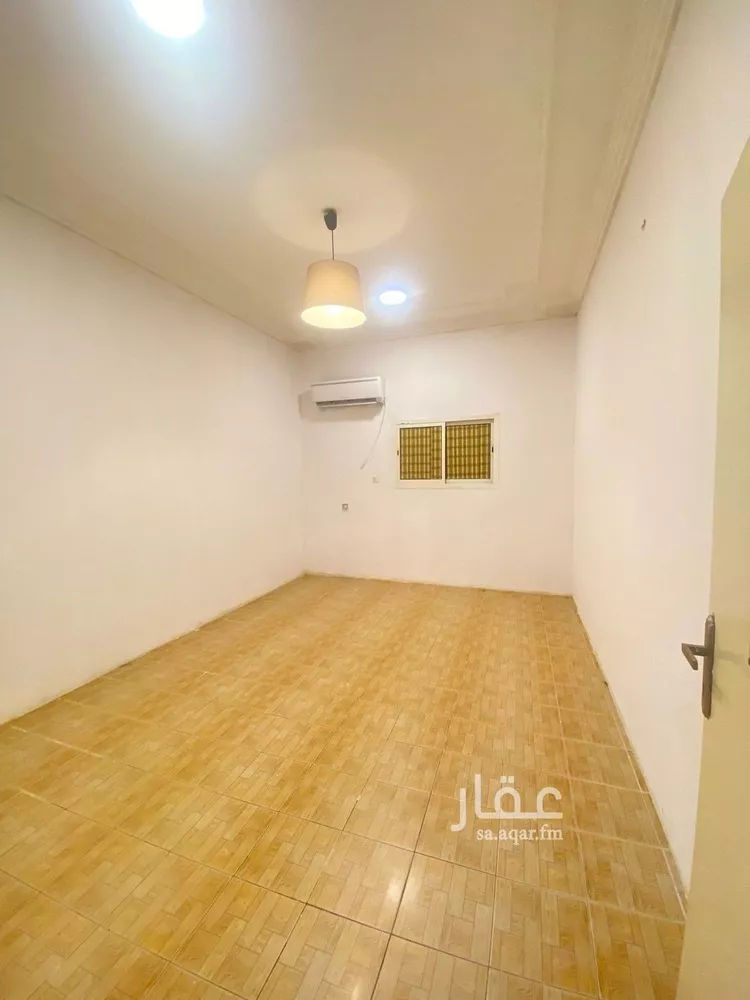 شقة للإيجار في شارع جرير بن عبدالله البجلي, حي مغرزات, مدينة الرياض, منطقة الرياض