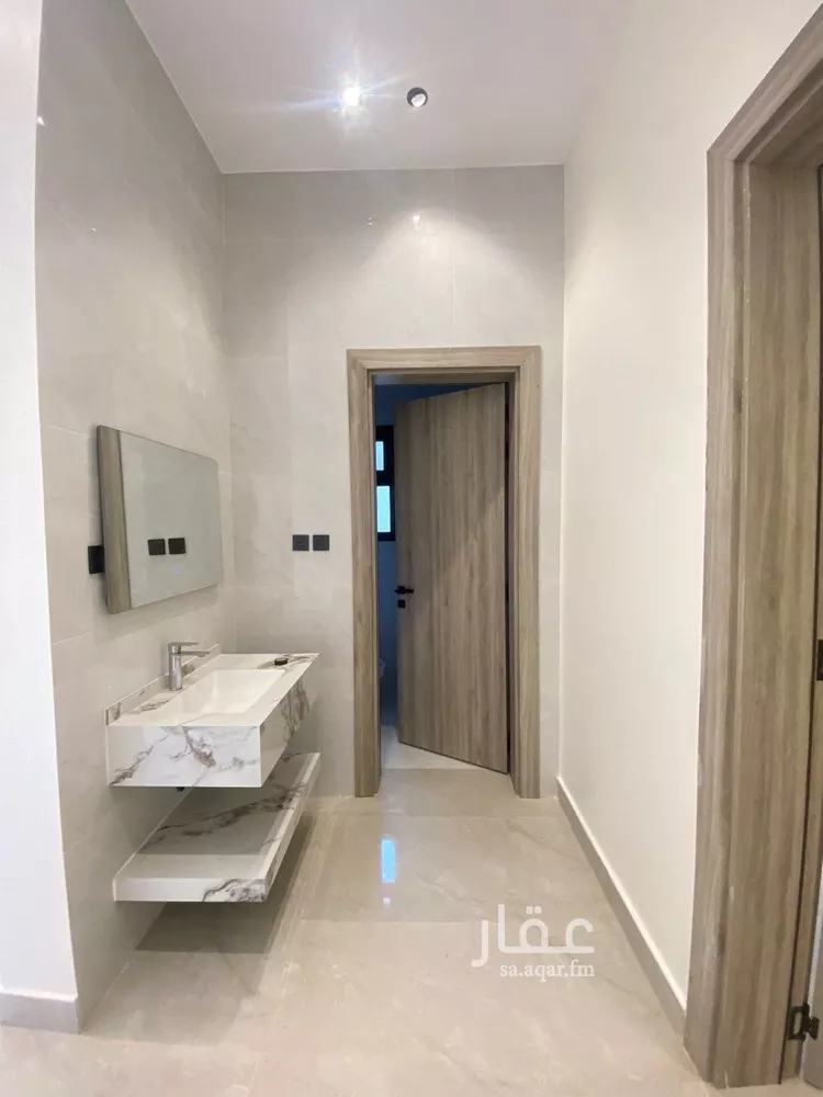 فيلا للبيع في شارع حكيم بن حزام, حي الوشام, مدينة الرياض, منطقة الرياض صورة 3