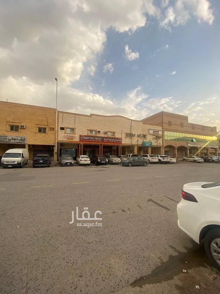 مكتب تجاري للإيجار في شارع الهواري, حي الملز, مدينة الرياض, منطقة الرياض